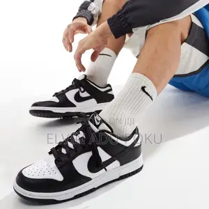 Nike Dunk Low Retro "Black / White - Panda"