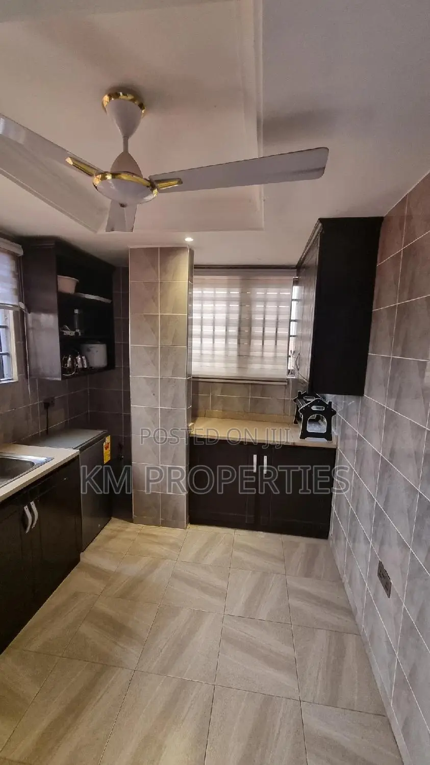 Executive Furnished 1 2-Beds (Airbnb)