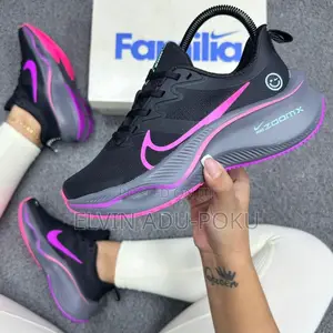 Nike Zoom X Sneaker “Women”