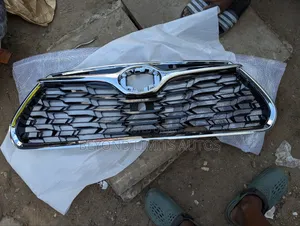 Toyota Highlander 2020,2021,2022,2023 Front Grille/ Shell