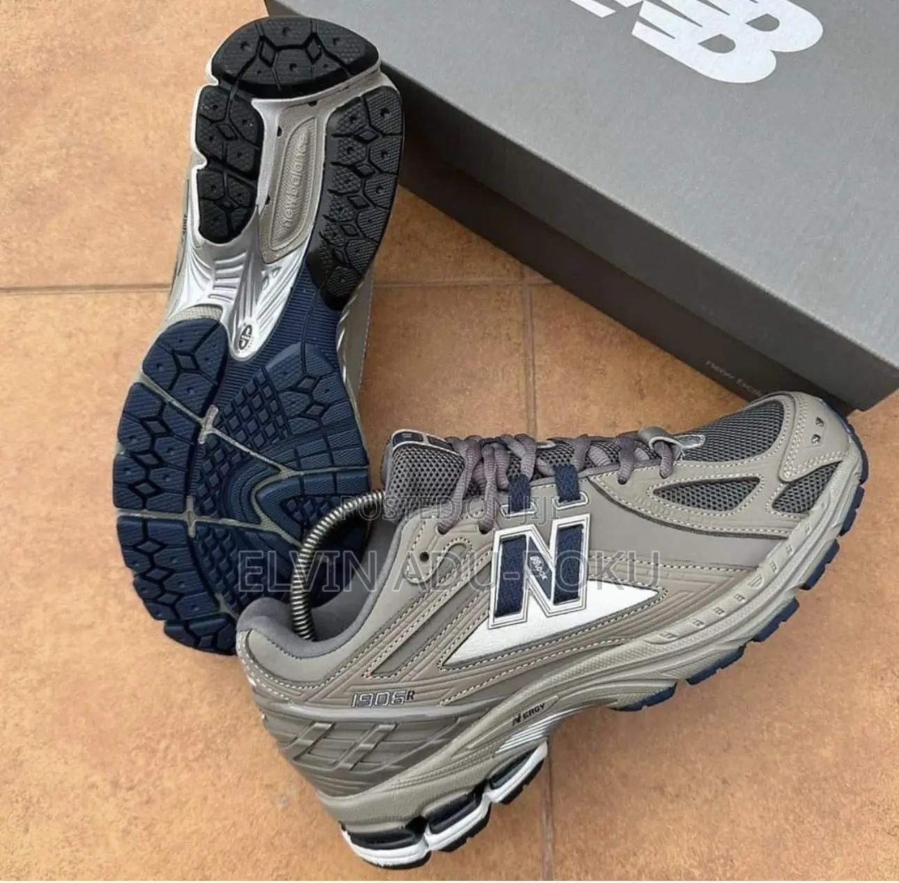 New Balance 1906r Comes In Different Colors , Swipe >>>