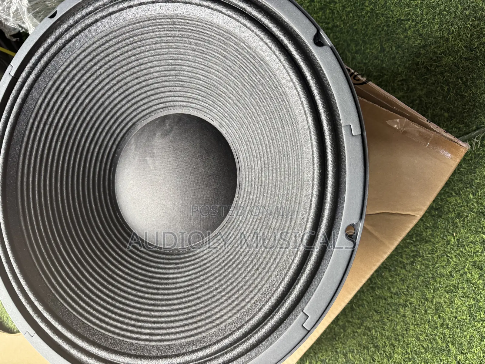 (Titanic Usa)Gls- Double Magnet Bass Speaker 18” 2500watt