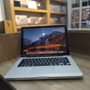 Laptop Apple MacBook Pro 2010 4GB Intel Core 2 Duo HDD 320GB