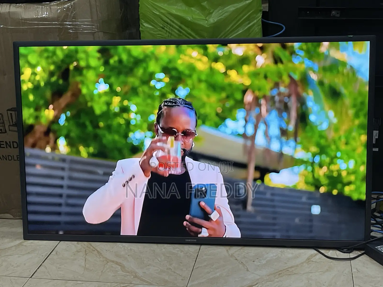 Samsung Smart 43 Inches Digital Satellite