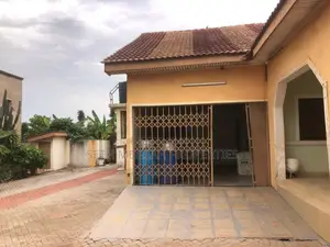 4bdrm House in Sowutwuom for sale