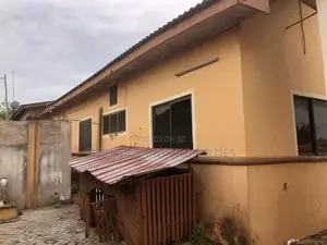 4bdrm House in Sowutwuom for sale