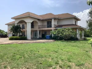 5bdrm House in East Legon for sale