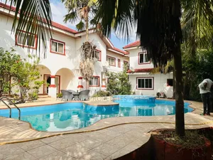 5bdrm Mansion in Adjiriganor for sale