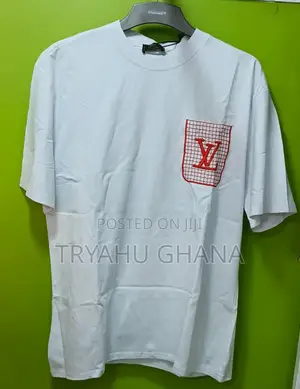 Louis Vuitton Original T-Shirts in Stock at Tryahu