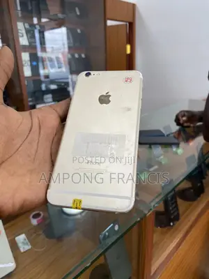 Apple iPhone 6s 64 GB Gold