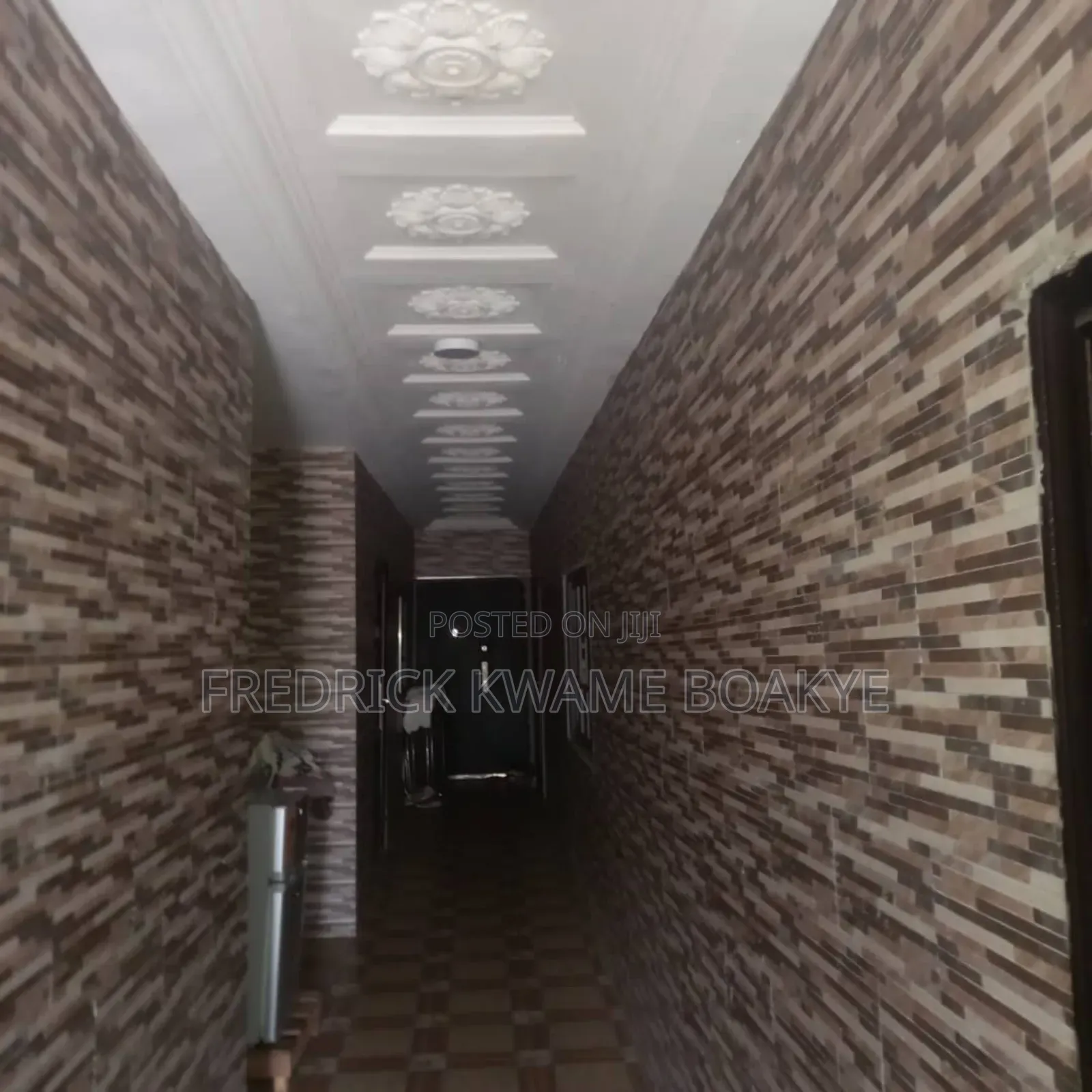 6bdrm House in Brother K Estate, Kumasi Metropolitan for sale