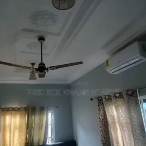 6bdrm House in Brother K Estate, Kumasi Metropolitan for sale