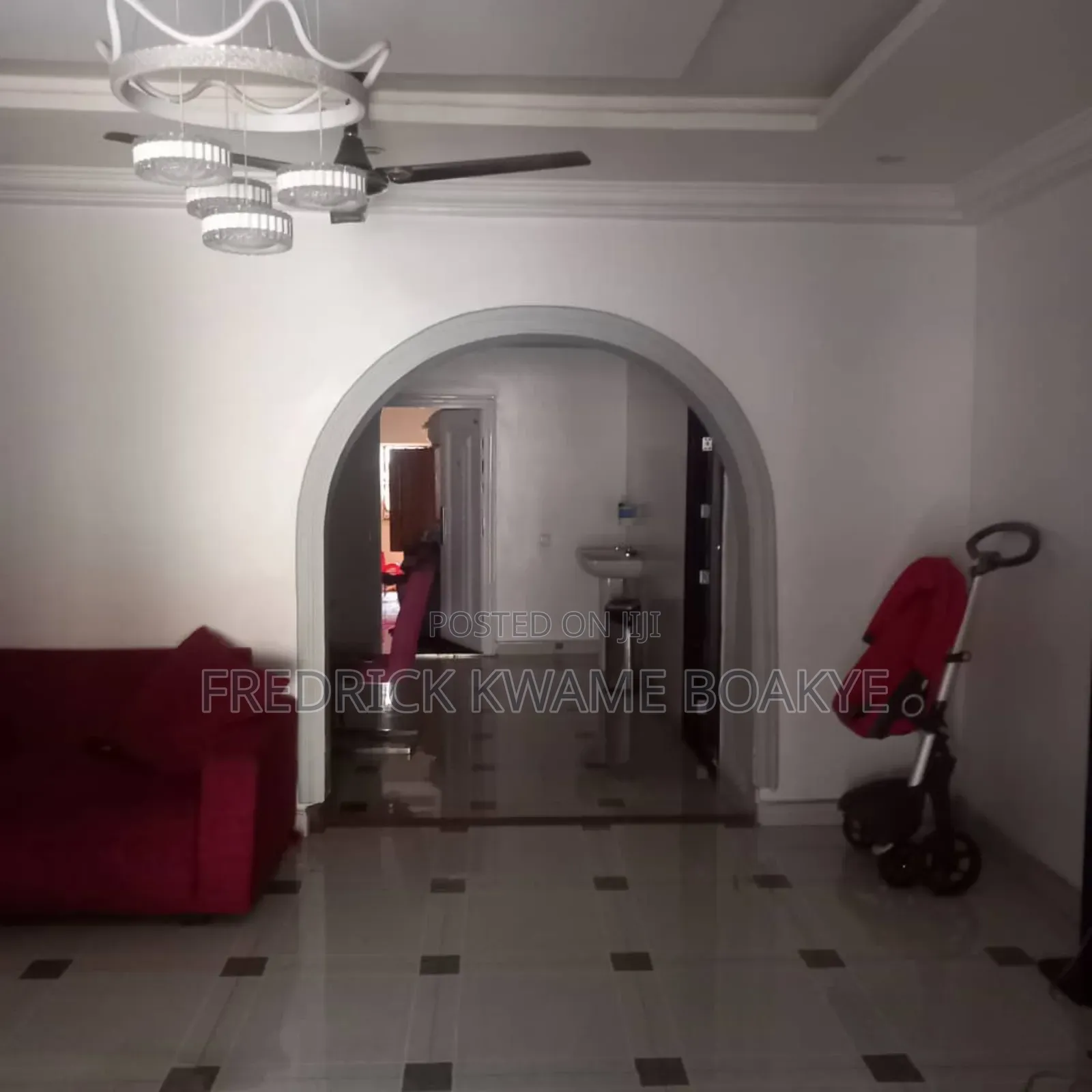 6bdrm House in Brother K Estate, Kumasi Metropolitan for sale