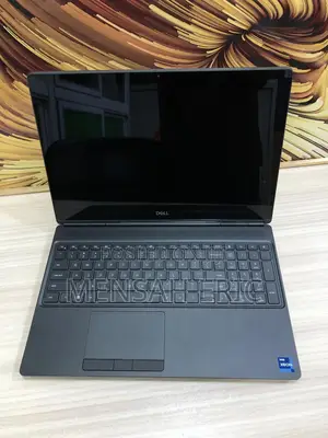 Laptop Dell Precision 7560 32GB Intel Xeon SSD 256GB