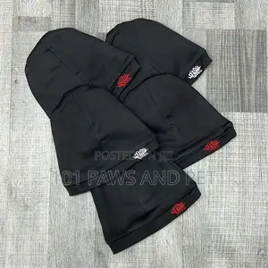 Skull Cap by Syna