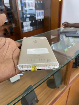 Apple iPhone 6s Plus 64 GB Gold