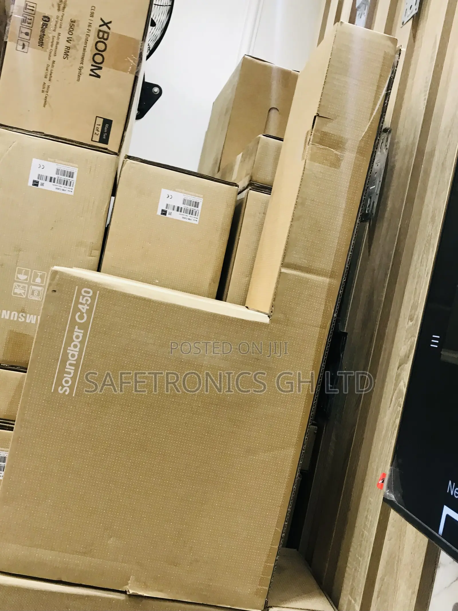 Design Accurate Samsung 2.1ch Bluetooth 200w C450 Soundbar