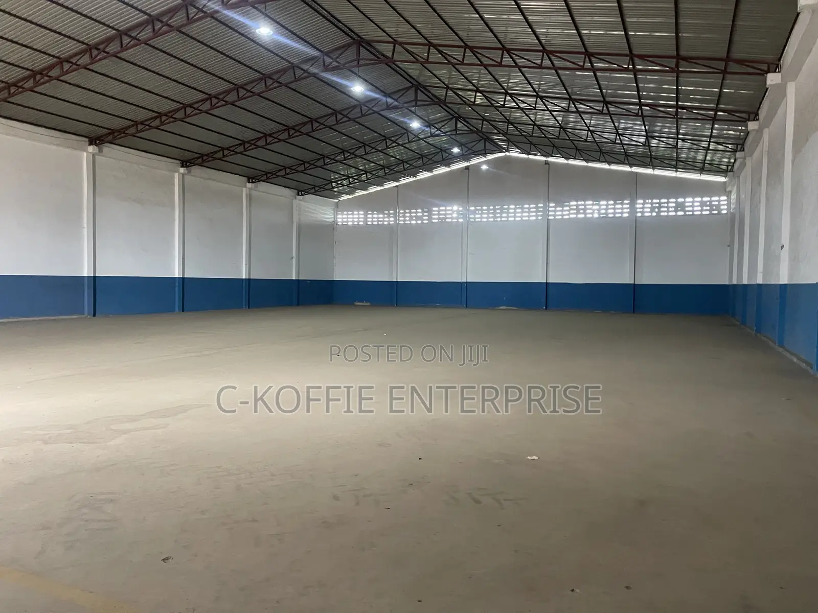 800 SQM + Offices at Spintex