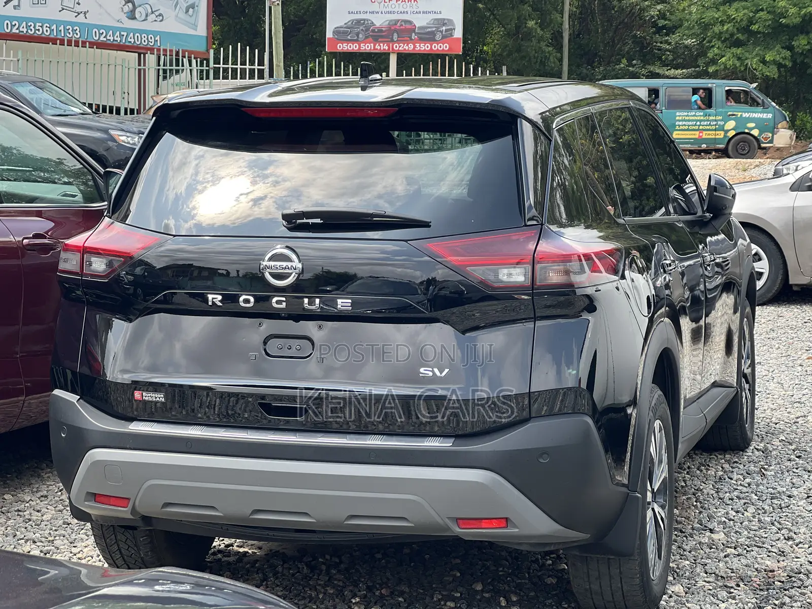 Nissan Rogue SV 2021 Black