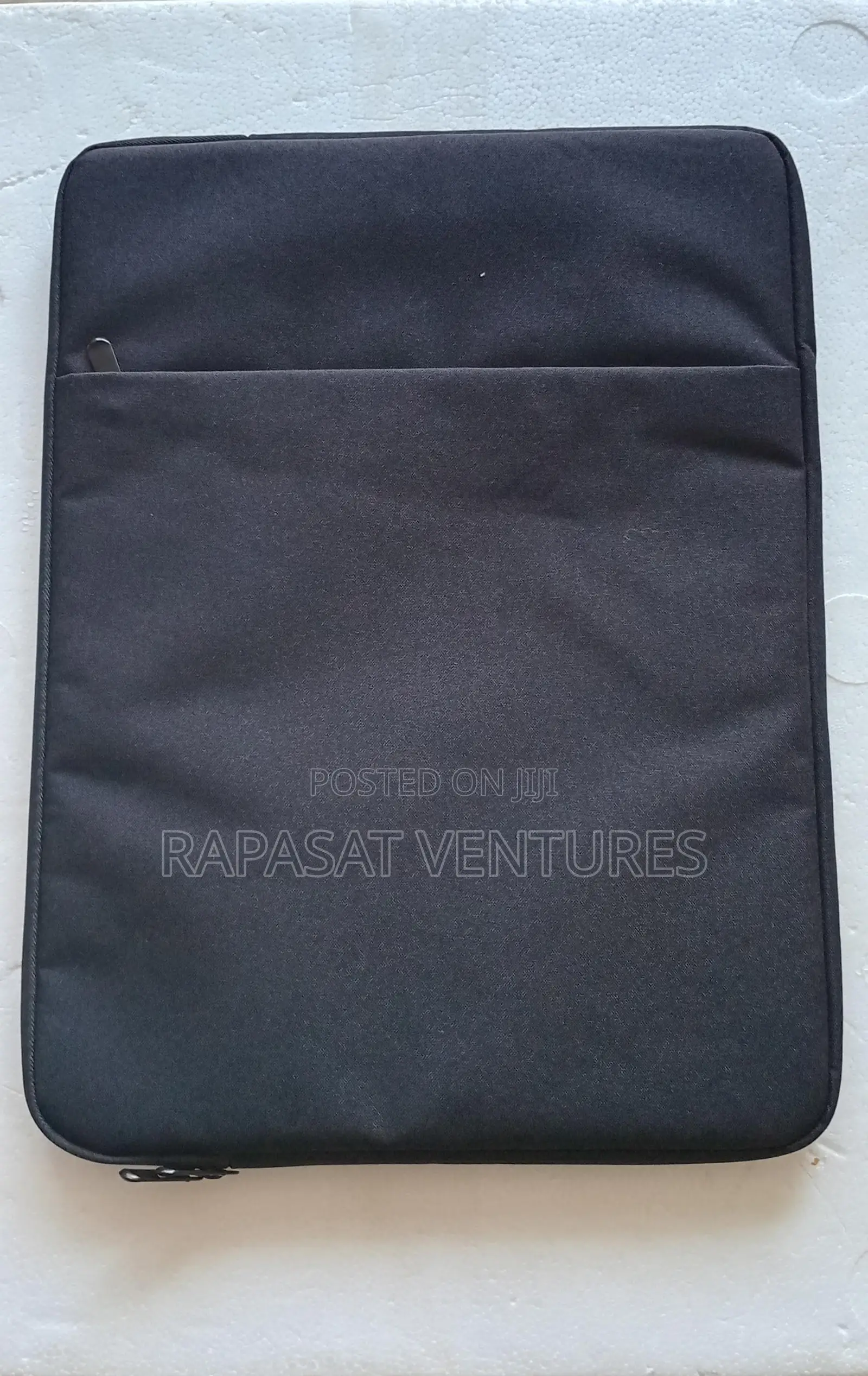 Laptop Sleeve Bag 15.6" (Black 1 Side Zip)