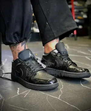 Jordan 1 Low Patent Elephant Black