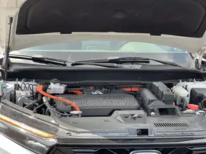 New Honda CR-V 2025 White