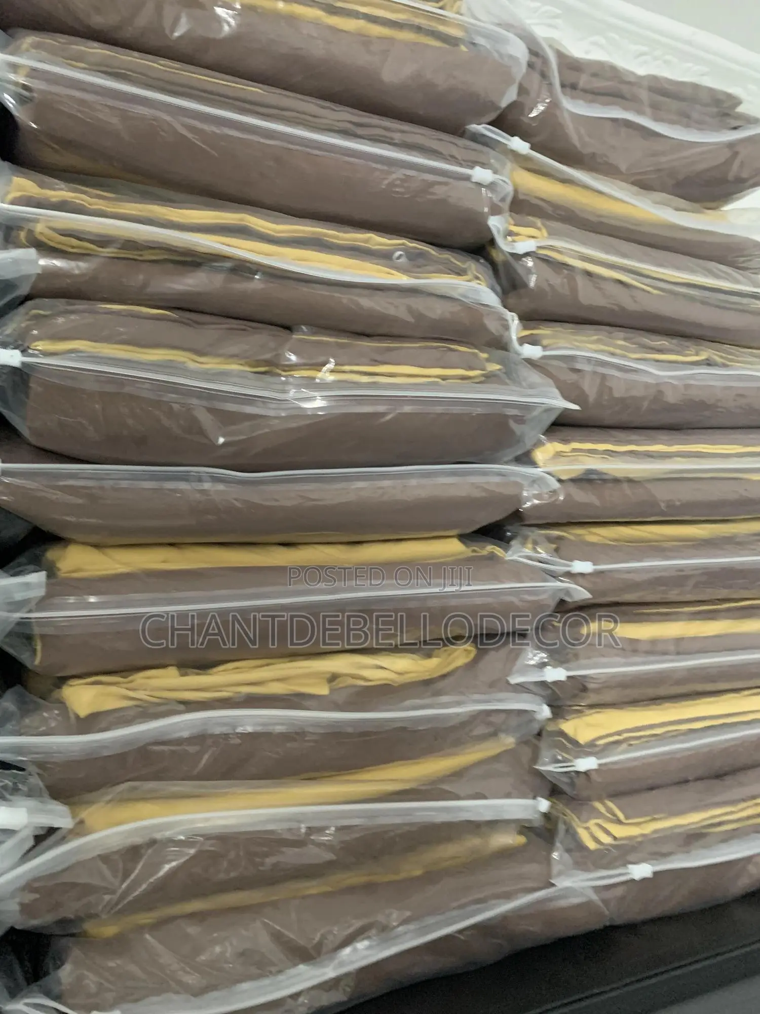 7 In 1 Brown And Yellow King Size Removable Duvet Set