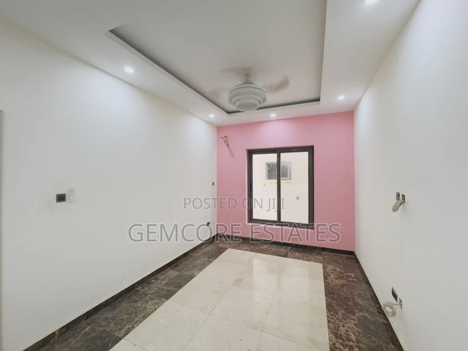 5bdrm House in East Legon for sale