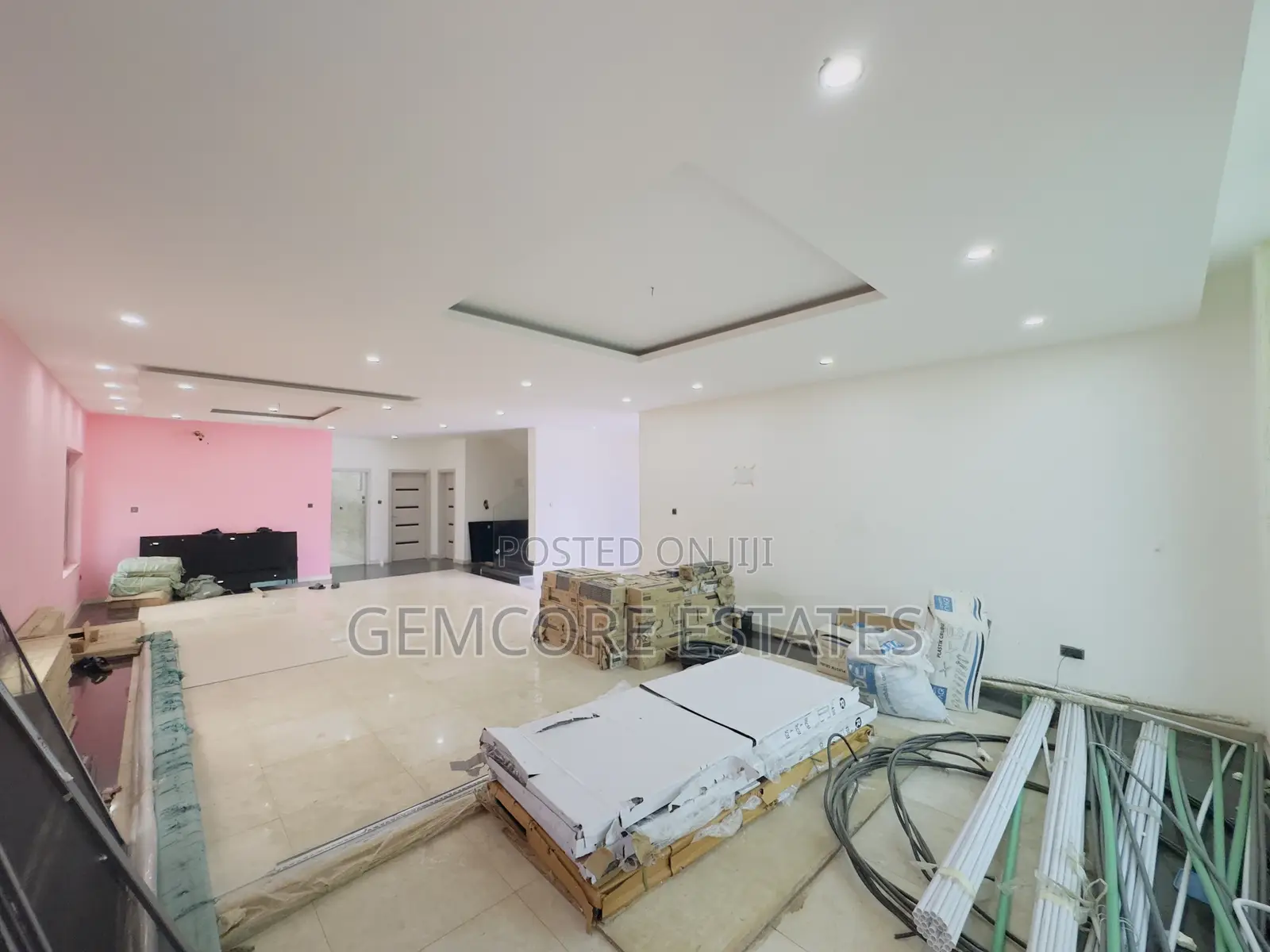 5bdrm House in East Legon for sale