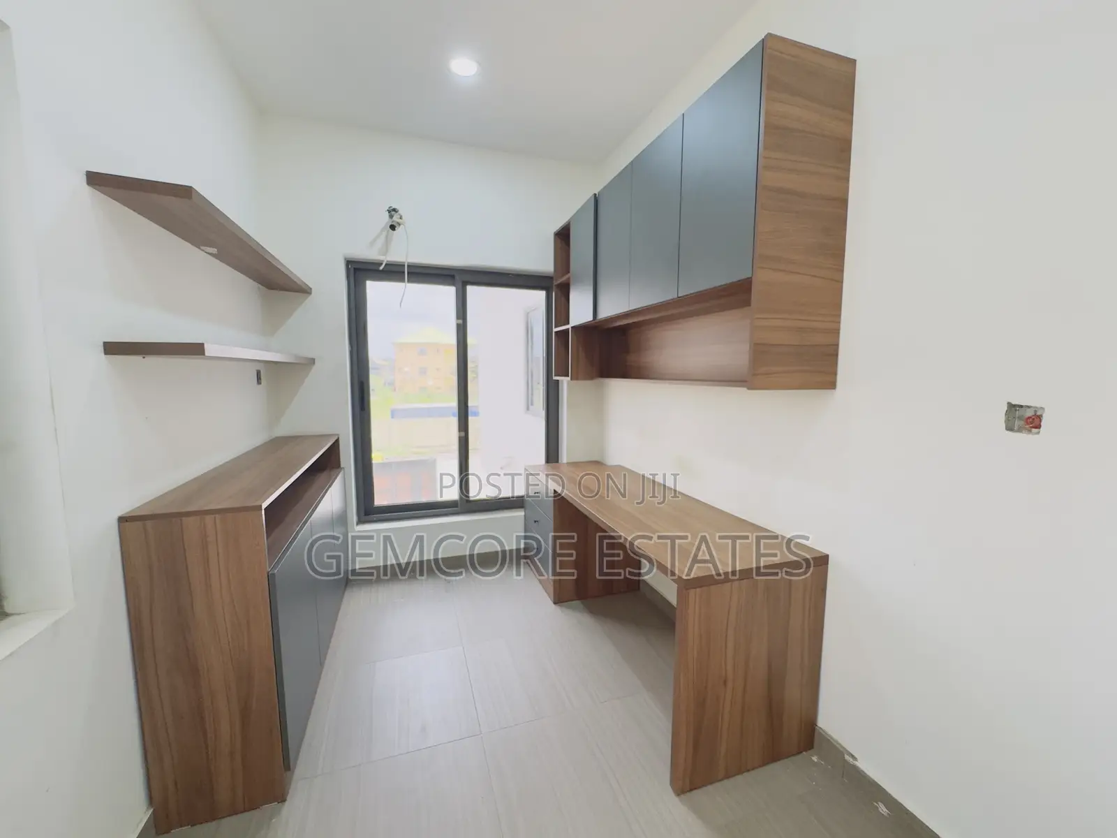 5bdrm House in East Legon|American for rent