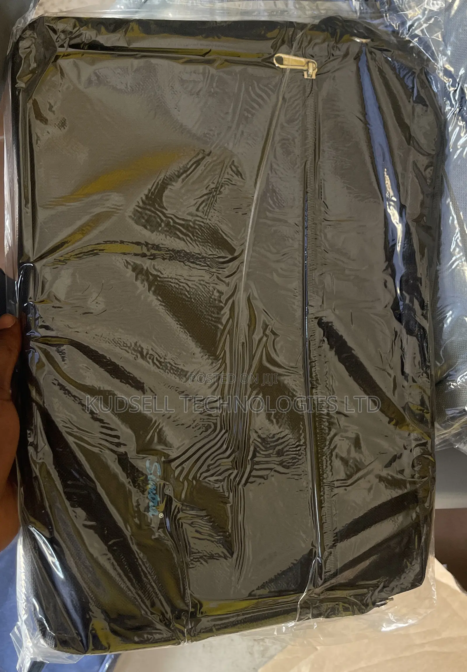 14” Inches Sleek Laptop Bag
