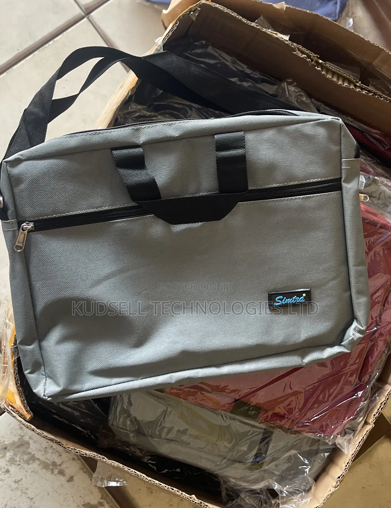 14” Inches Sleek Laptop Bag