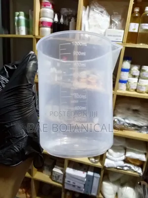 1000ml Engraved Plastic Measuring Cup