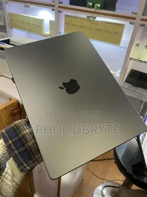 New Apple MacBook Pro 2024 M4 Max 14-Inch 32GB Apple M4 Max SSD 1T