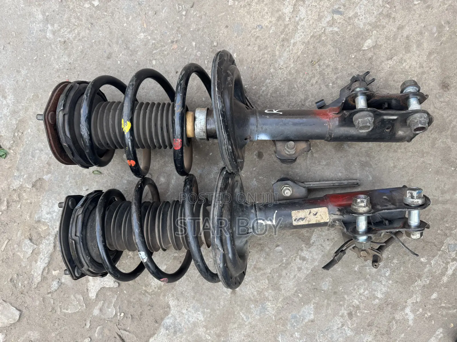 Toyota Camry Spider:2012 to 2018front Shocks