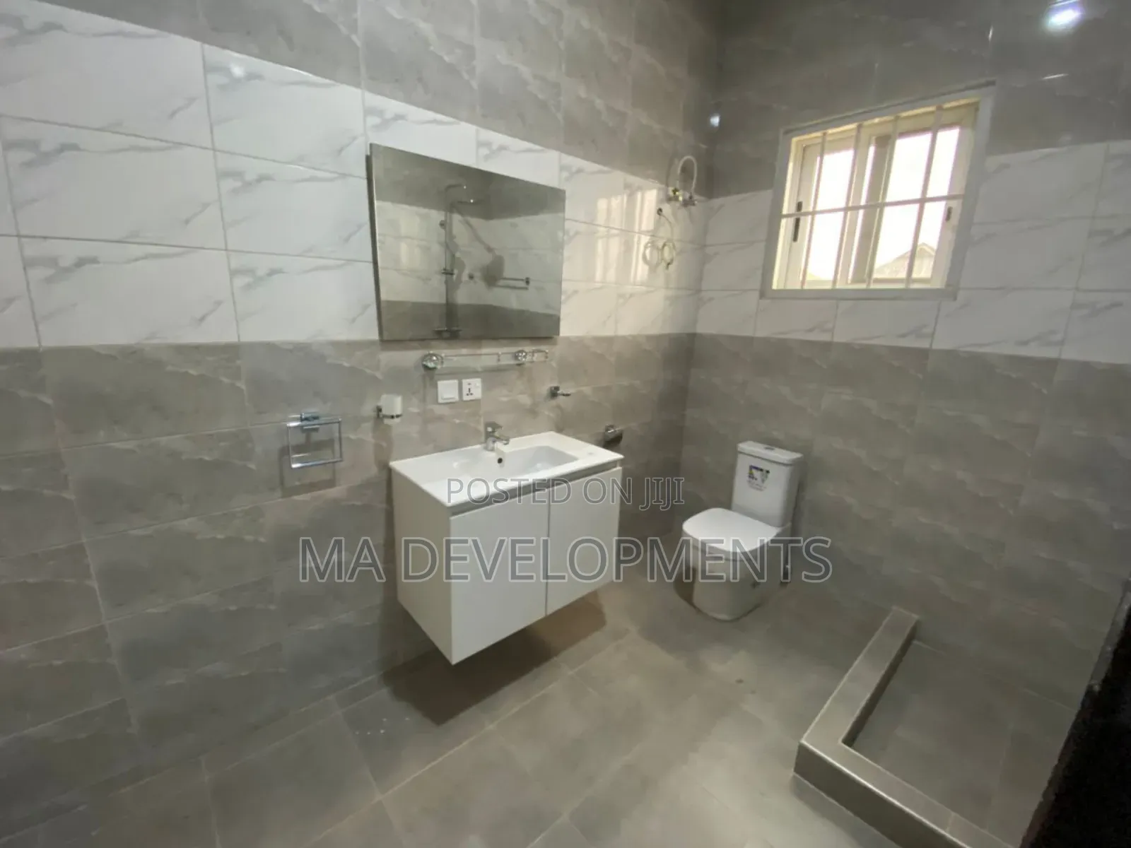 3bdrm Duplex in Madev Realty, Pokuase for sale