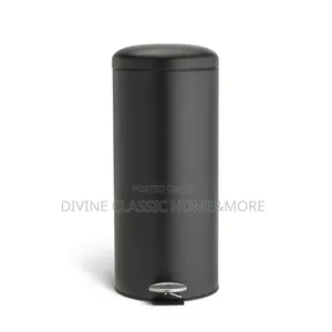 Habitat 30 Litre Domed Pedal Bin - Black