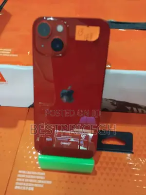 Apple iPhone 13 128 GB Red