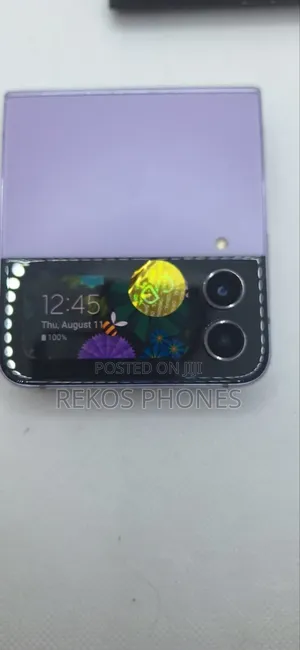 New Samsung Galaxy Z Flip4 256 GB Purple