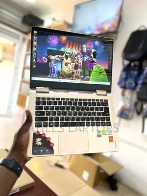 Laptop Lenovo Yoga 710 8GB Intel Core I7 SSD 256GB
