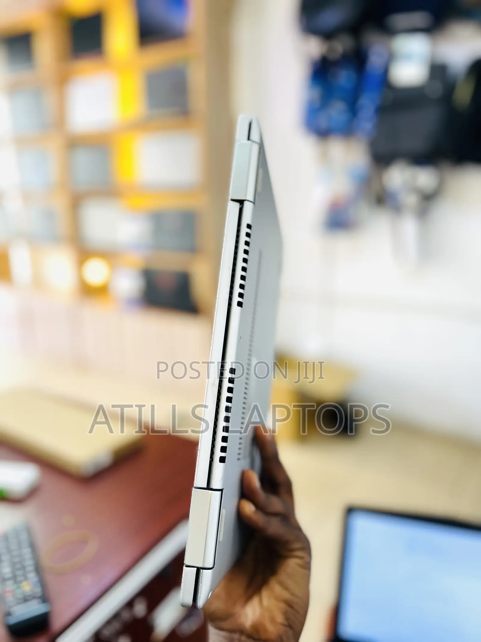 Laptop Lenovo Yoga 710 8GB Intel Core I7 SSD 512GB