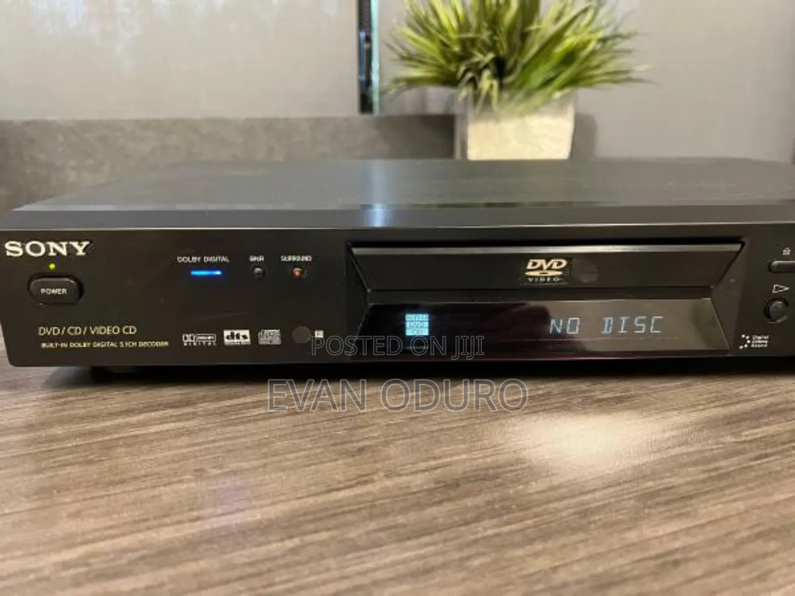 Sony DVD Player With Strong Lens to Play Any Disc