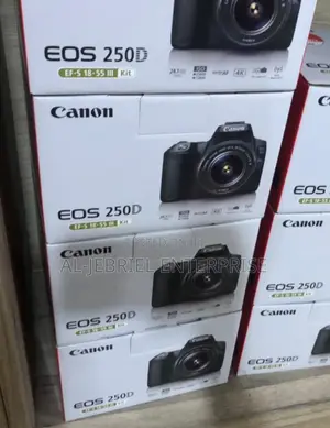 Canon 250d Camera + 18-55mm Lens Kit
