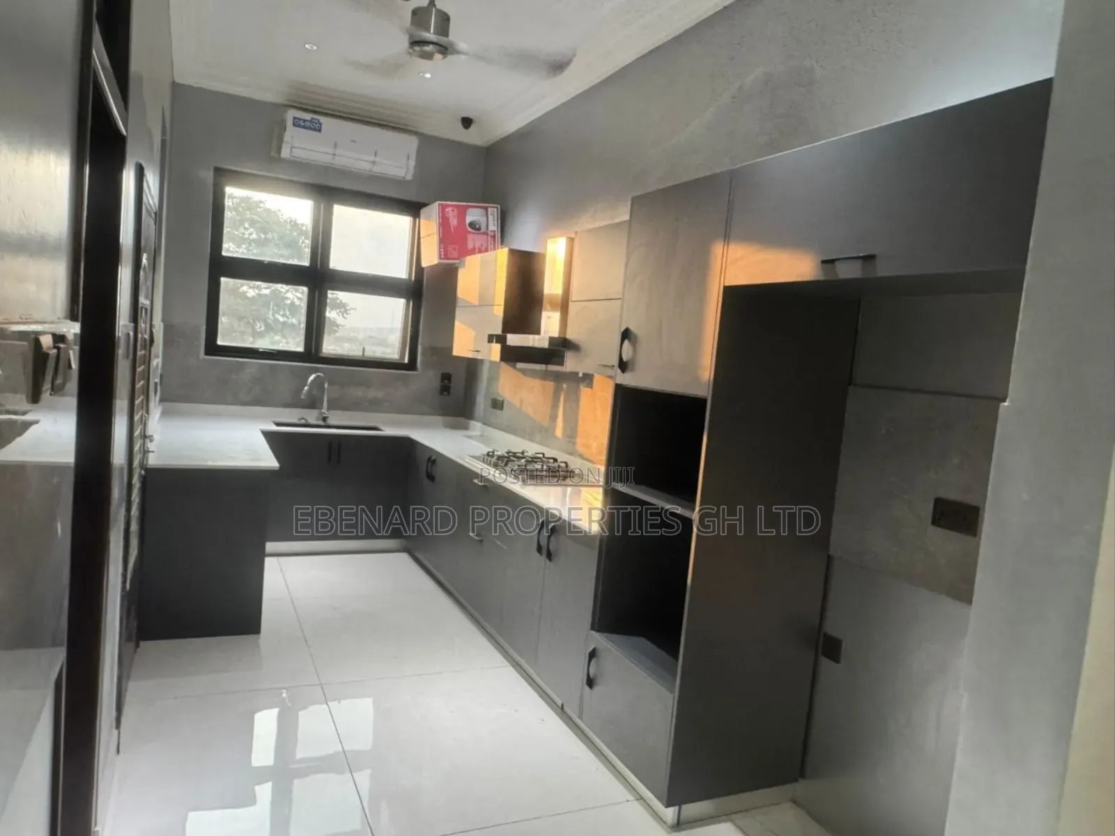 3bdrm Apartment in Bennad Properties, Sakumono for rent