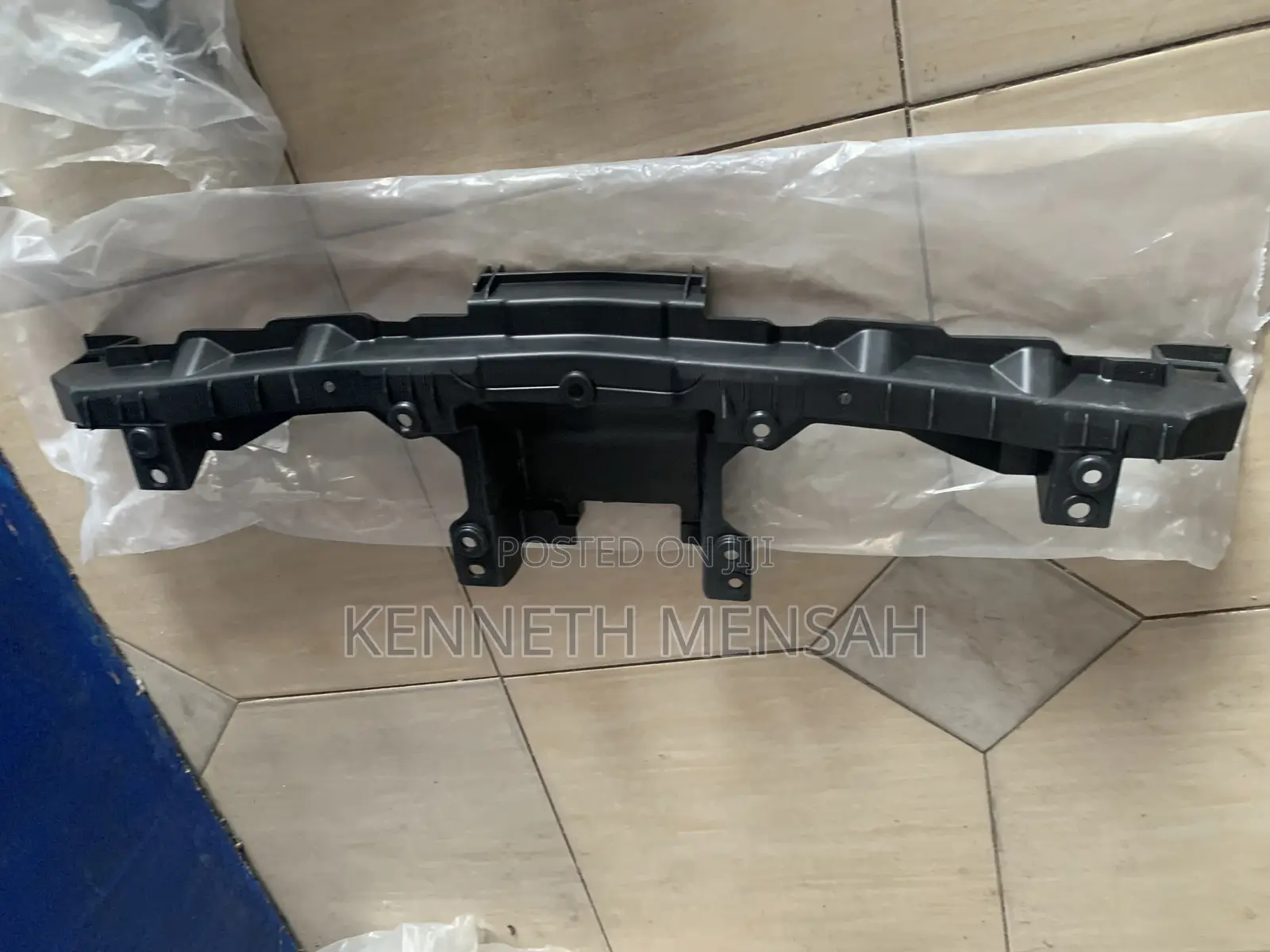 Honda Cr-v 2020-2022 Grill Bracket