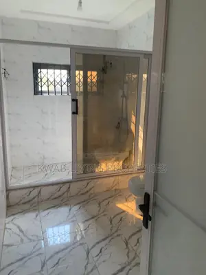 4bdrm House in Oyarifa for rent