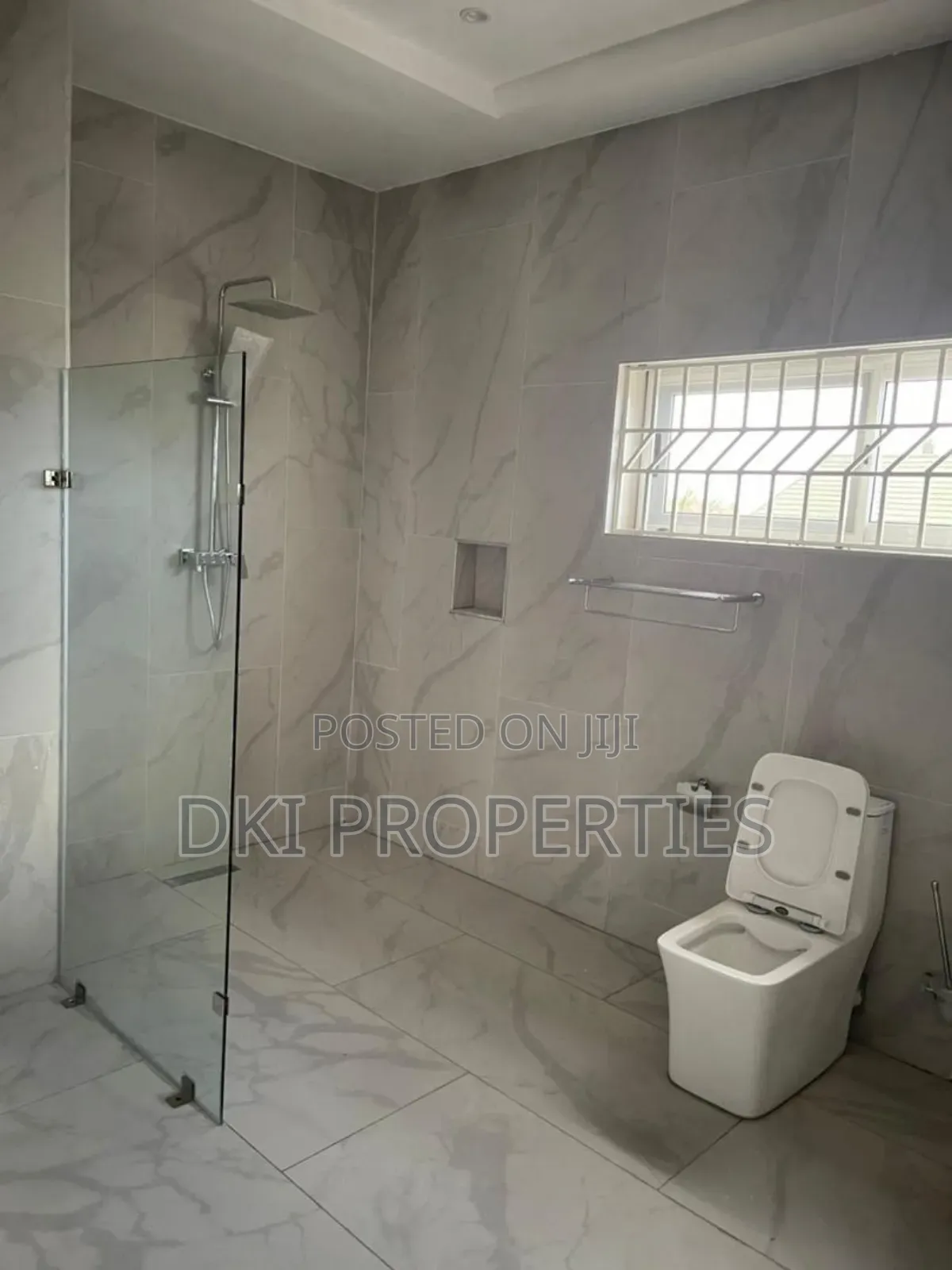 4bdrm House in Dki Properties, East Legon for rent