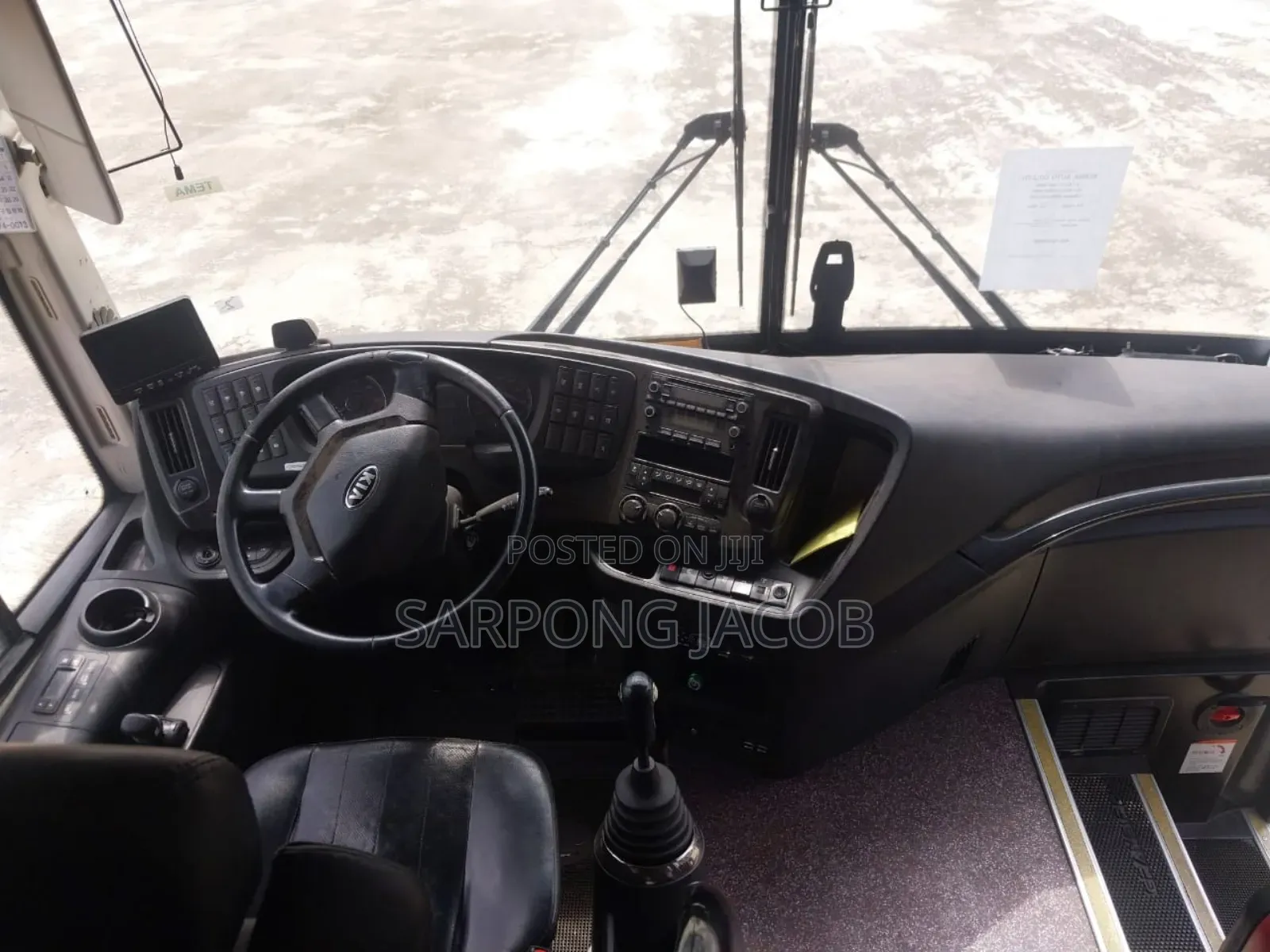 Kia Granbird 2012 White