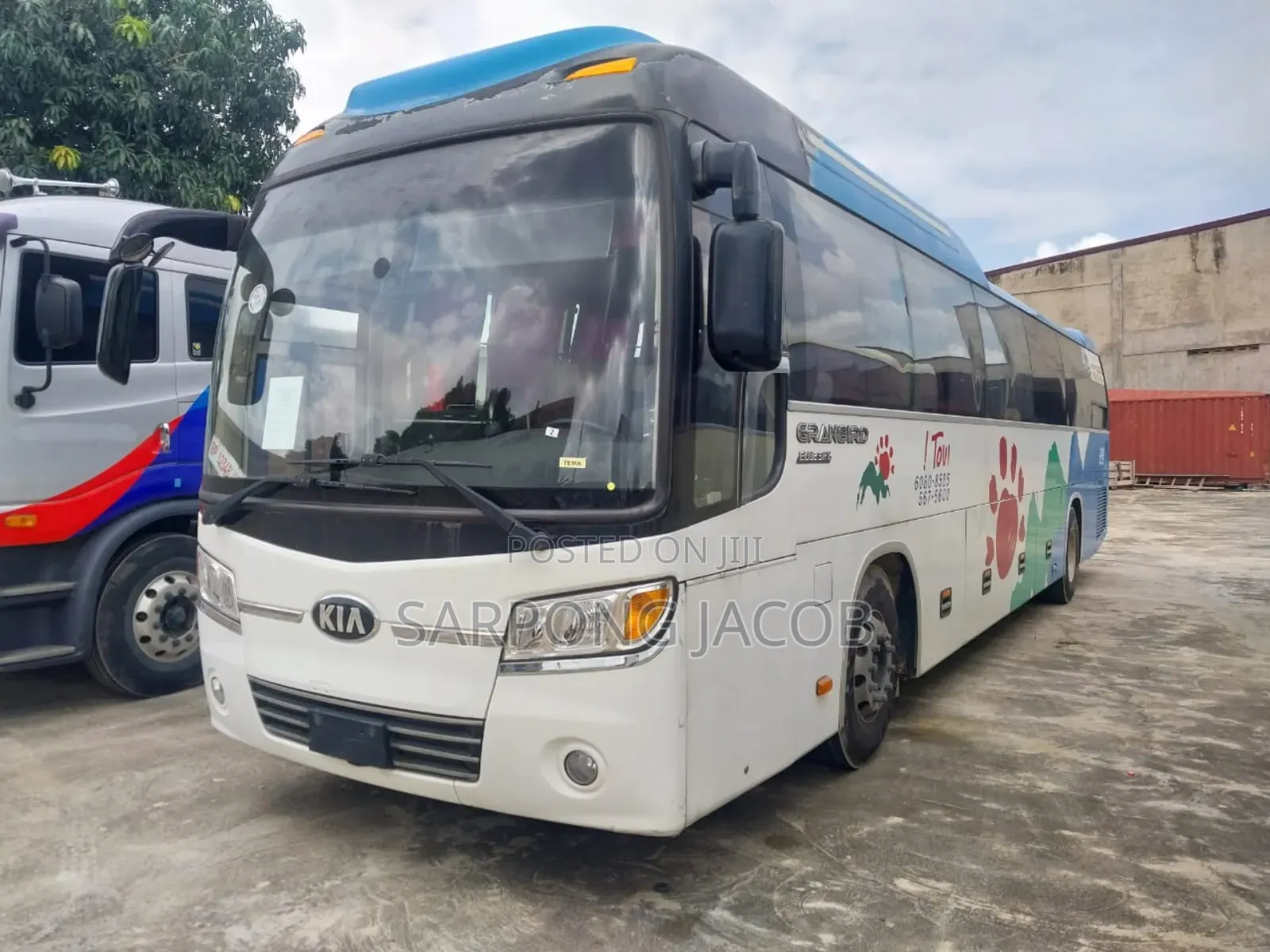 Kia Granbird 2012 White