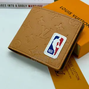 Leather Louis Vuitton Luxury Men’S Pocket Wallet